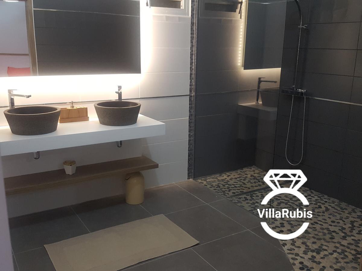 Villa Rubis لو مول المظهر الخارجي الصورة